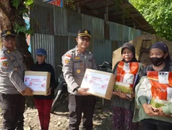 Peringati Hari Bhayangkara, Polres Kayong Utara Bagikan 30 Paket Sembako