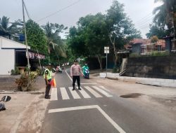Pagi Hari Ramai, Polsek Sukadana Turun ke Jalan Atur Lalu Lintas