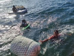 Tiga Nelayan Ketapang Selamat Setelah Perahu Tenggelam Dihantam Ombak di Teluk Sukadana