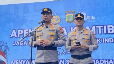 Ratusan Personel Polisi